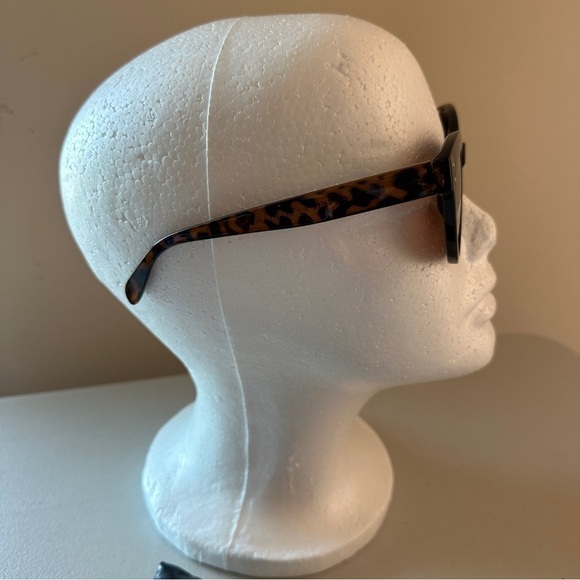 Saint Owen X Curateur Wylde Tortoise Shell Sunglasses with Case